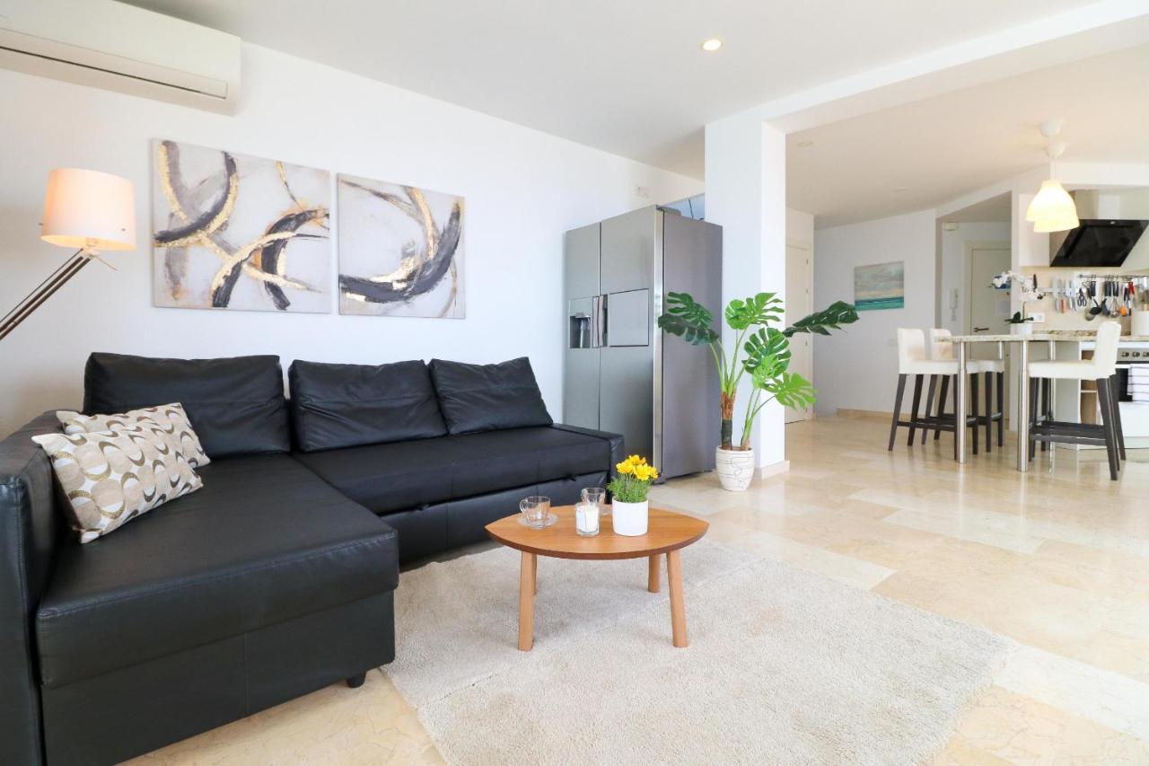贝纳尔马德纳Penthouse With Panoramic Views - Puerto Marina公寓 外观 照片
