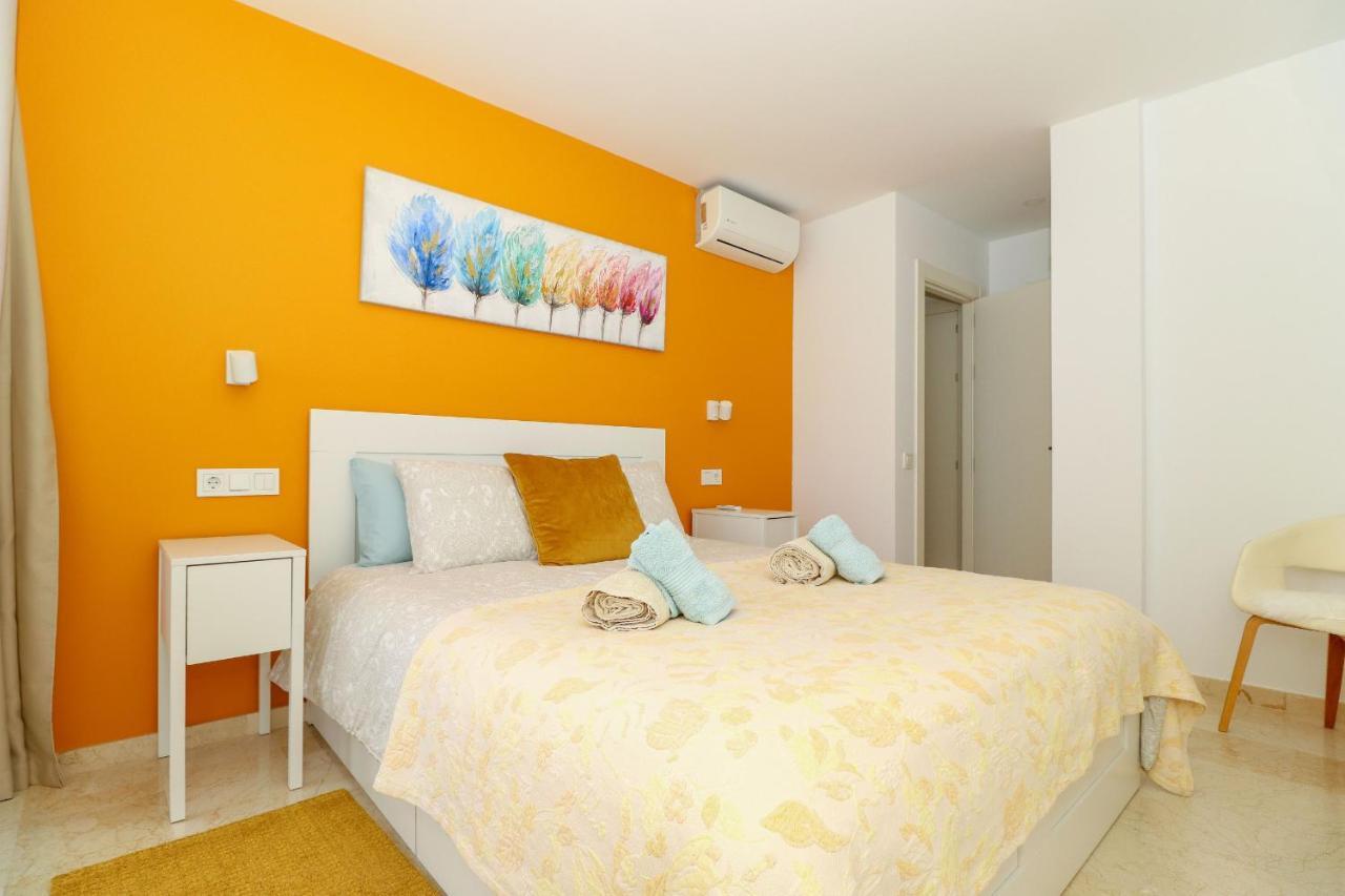贝纳尔马德纳Penthouse With Panoramic Views - Puerto Marina公寓 外观 照片